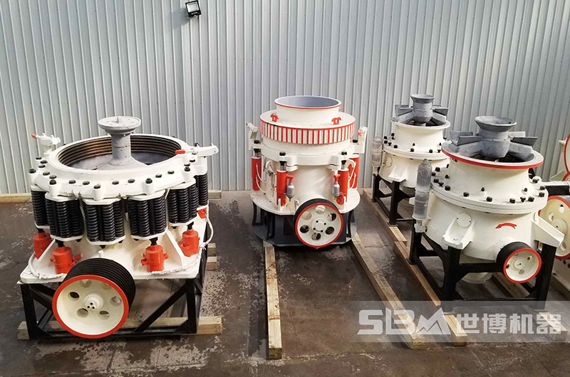 液壓圓錐破碎機(jī)生產(chǎn)車(chē)間