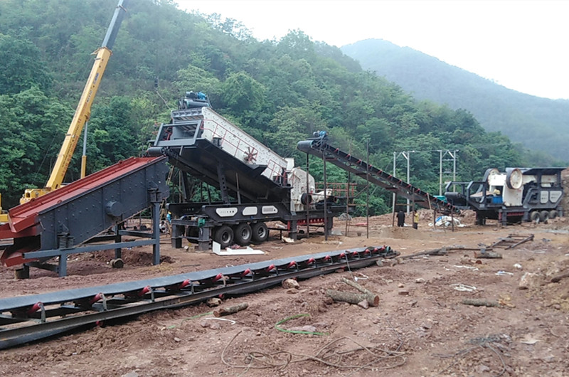 德陽盧總工地，移動設備安裝調(diào)試
